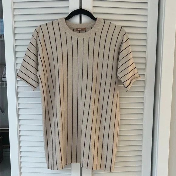 Striped Beige and Black knitted t shirt - Picture 1 of 4